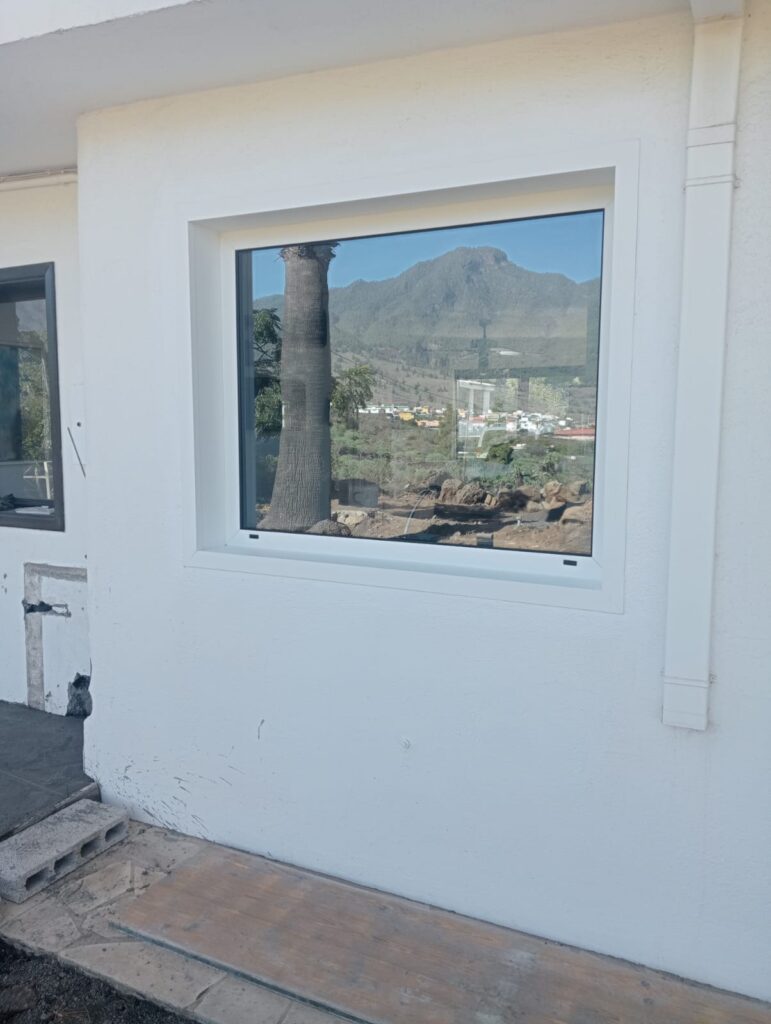 ventanas aluminio blancas rolfbenker