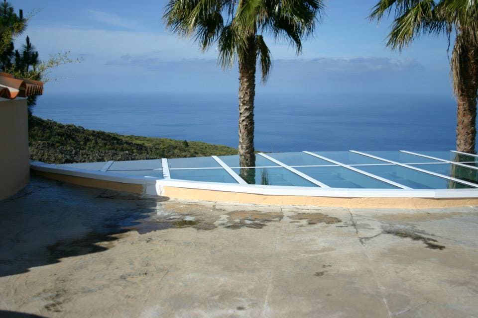 Cubierta de cristal exterior