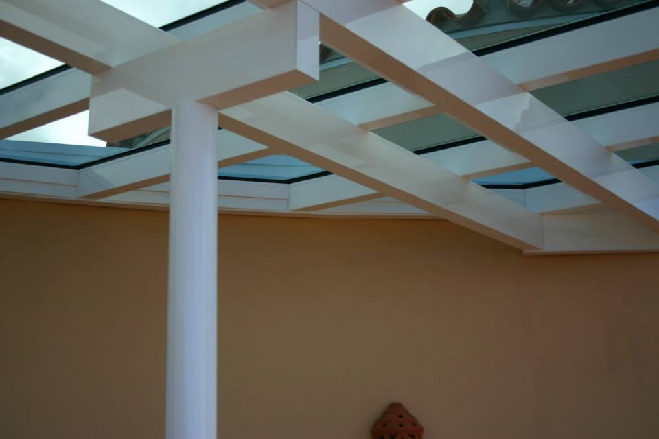 Cubierta de cristal exterior