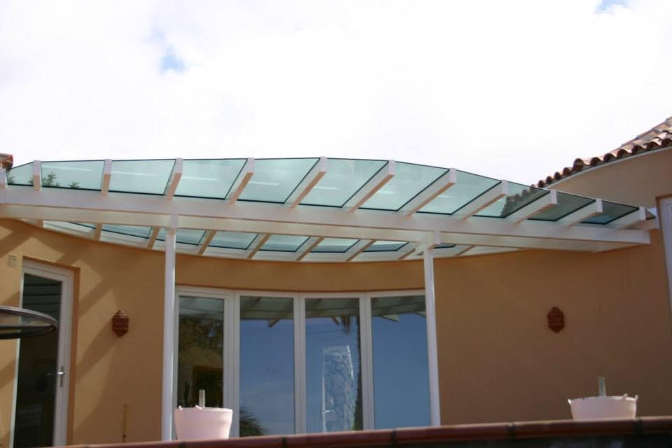 Cubierta de cristal exterior