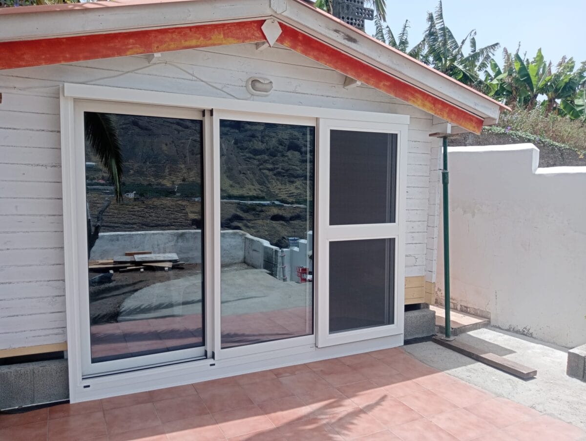Rolf Benker, carpinteria de aluminio en La Palma
