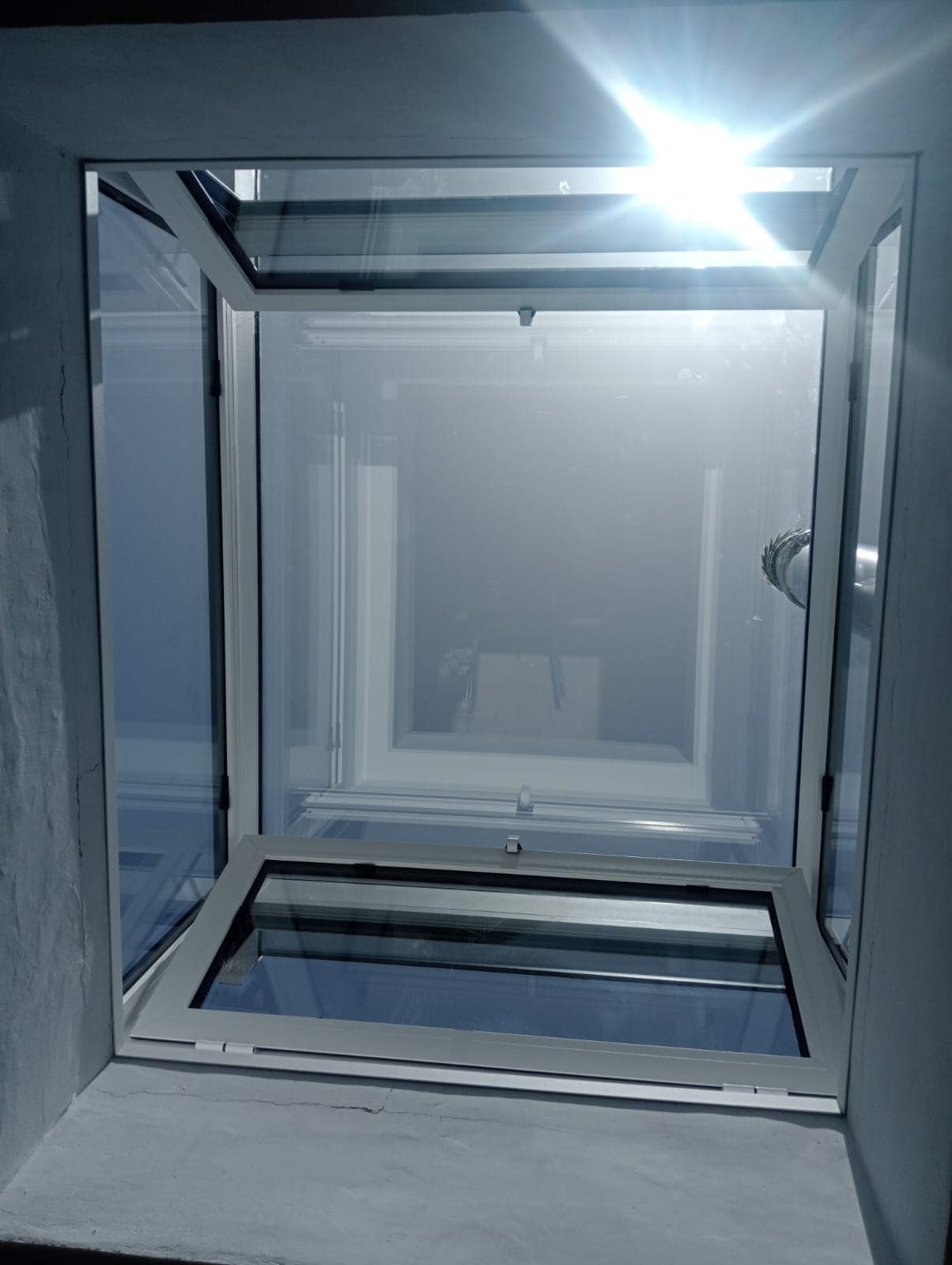 Rolf Benker, carpinteria de aluminio en La Palma