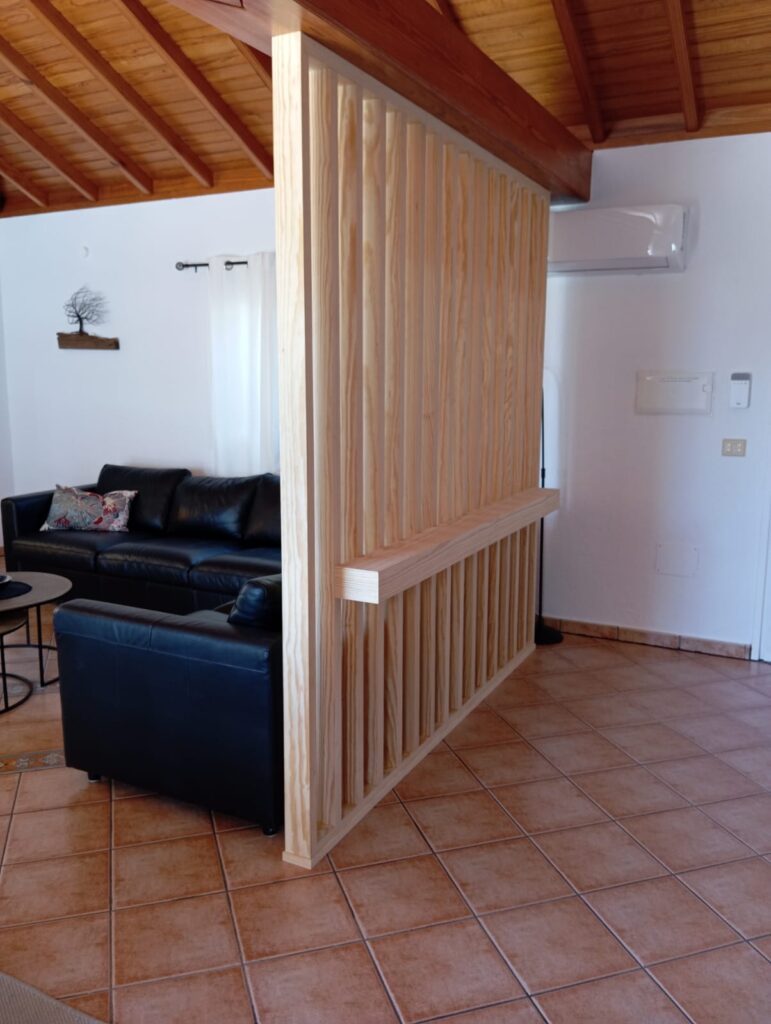 divisor de ambientes de lamas verticales