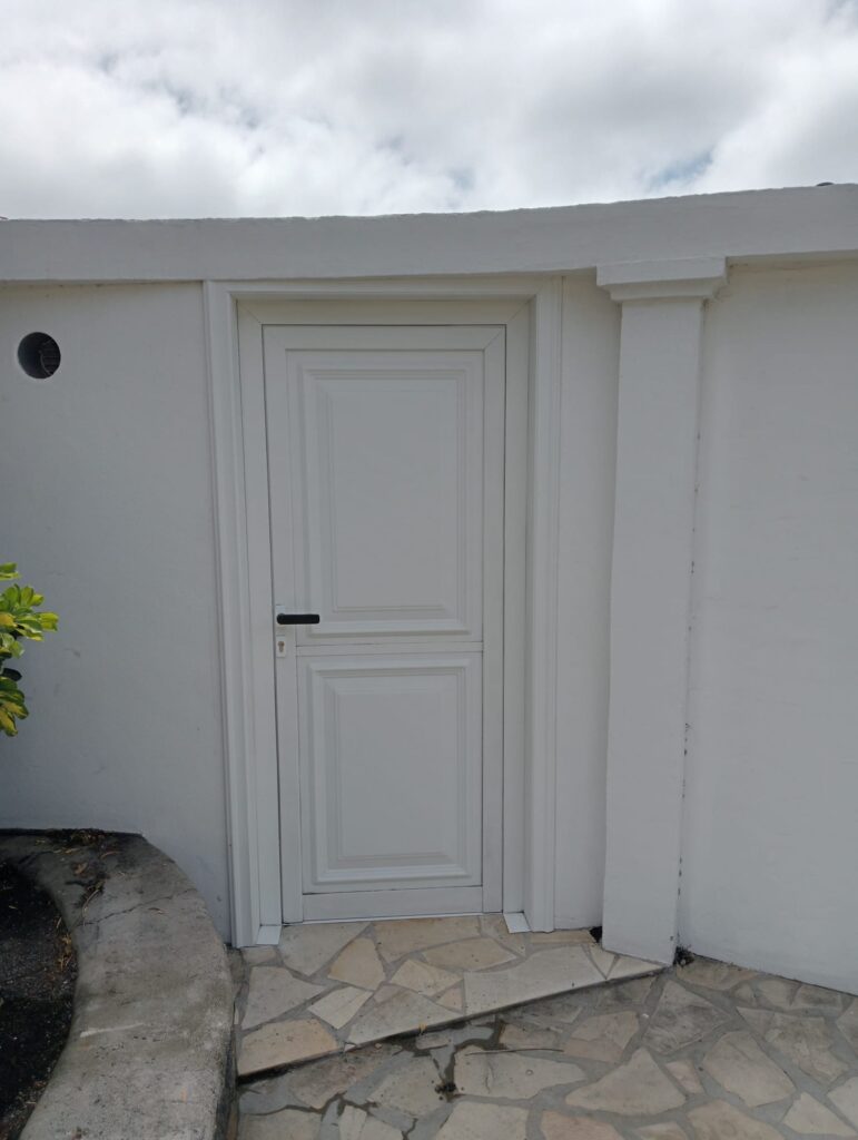 carpintería de aluminio a medida en la isla de La Palma
