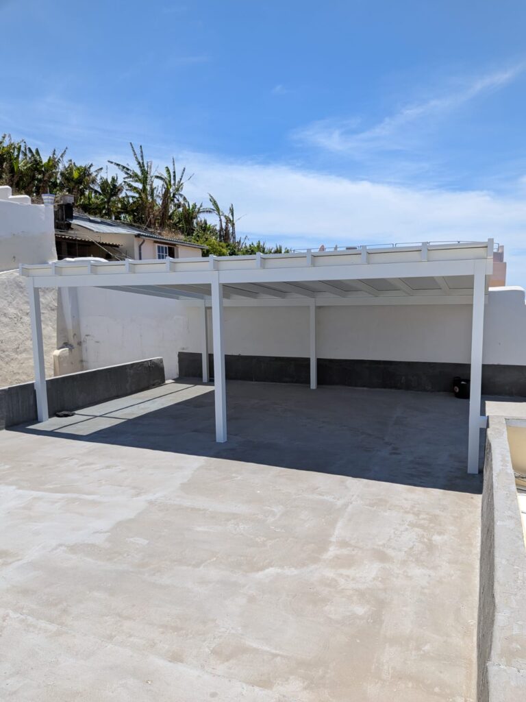 Pérgola con fotovoltaica en La Palma 5 Pérgola con fotovoltaica en La Palma