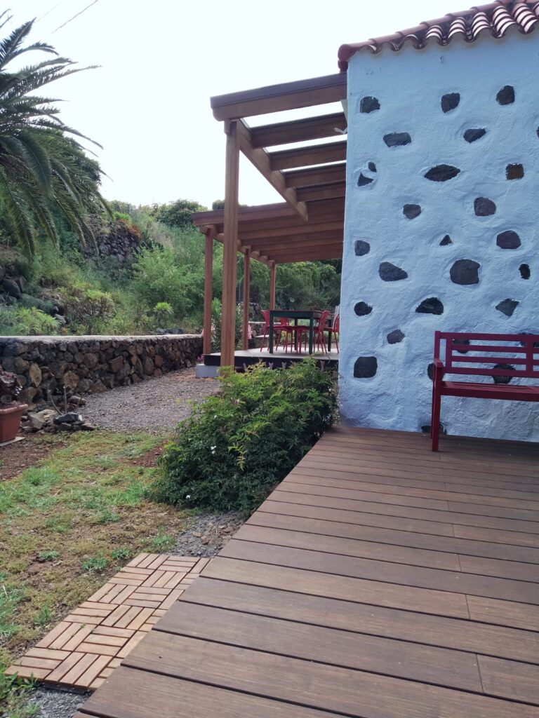 Pérgola y tarimas exteriores a medida en La Palma 12 Pérgola y tarimas exteriores a medida en La Palma