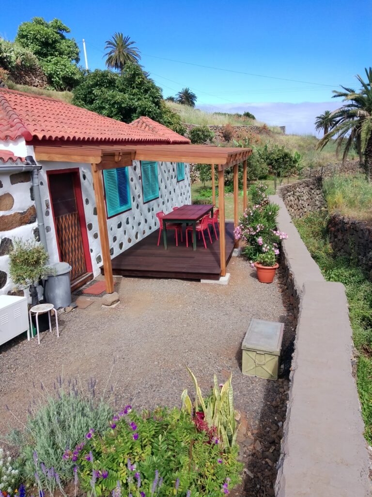 Pérgola y tarimas exteriores a medida en La Palma 11 Pérgola y tarimas exteriores a medida en La Palma