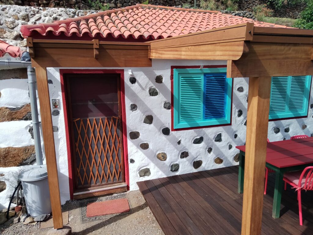 Pérgola y tarimas exteriores a medida en La Palma 7 Pérgola y tarimas exteriores a medida en La Palma