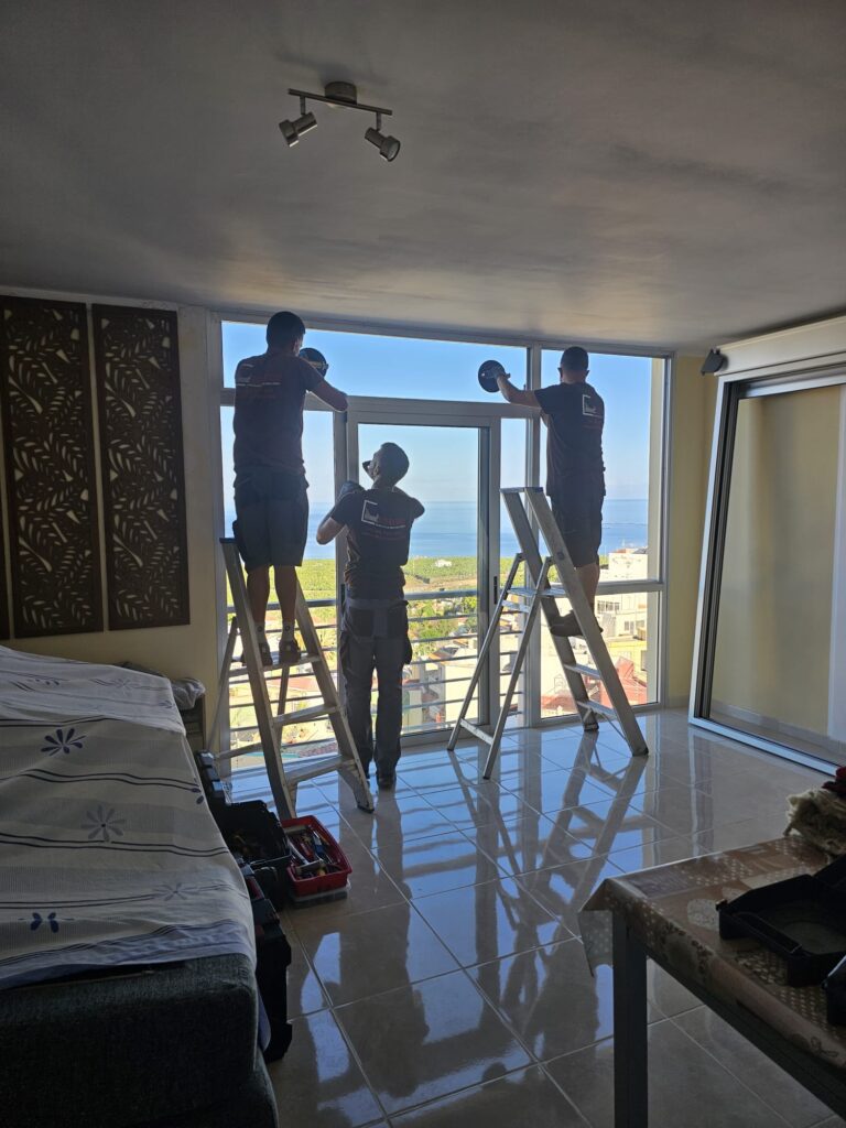 Renovación de un cerramiento a medida para disfrutar de más luz y mejores vistas 3 cerramiento a medida en La Palma 1