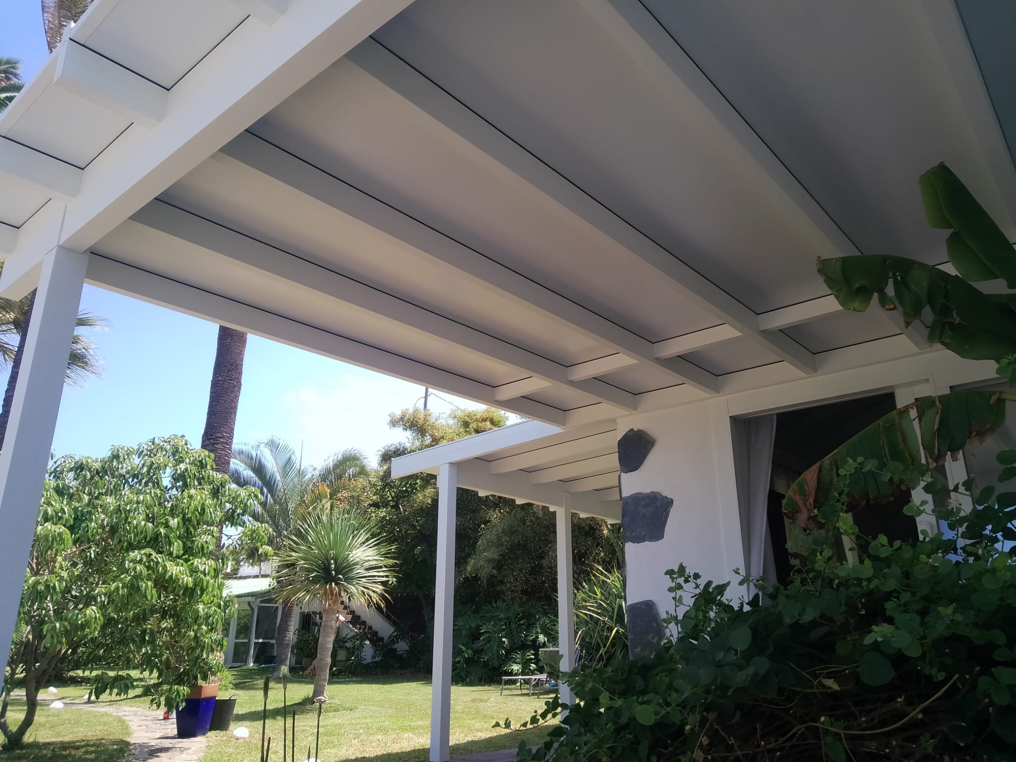 Pergola con panel sandwich Rolf Benker La Palma 8
